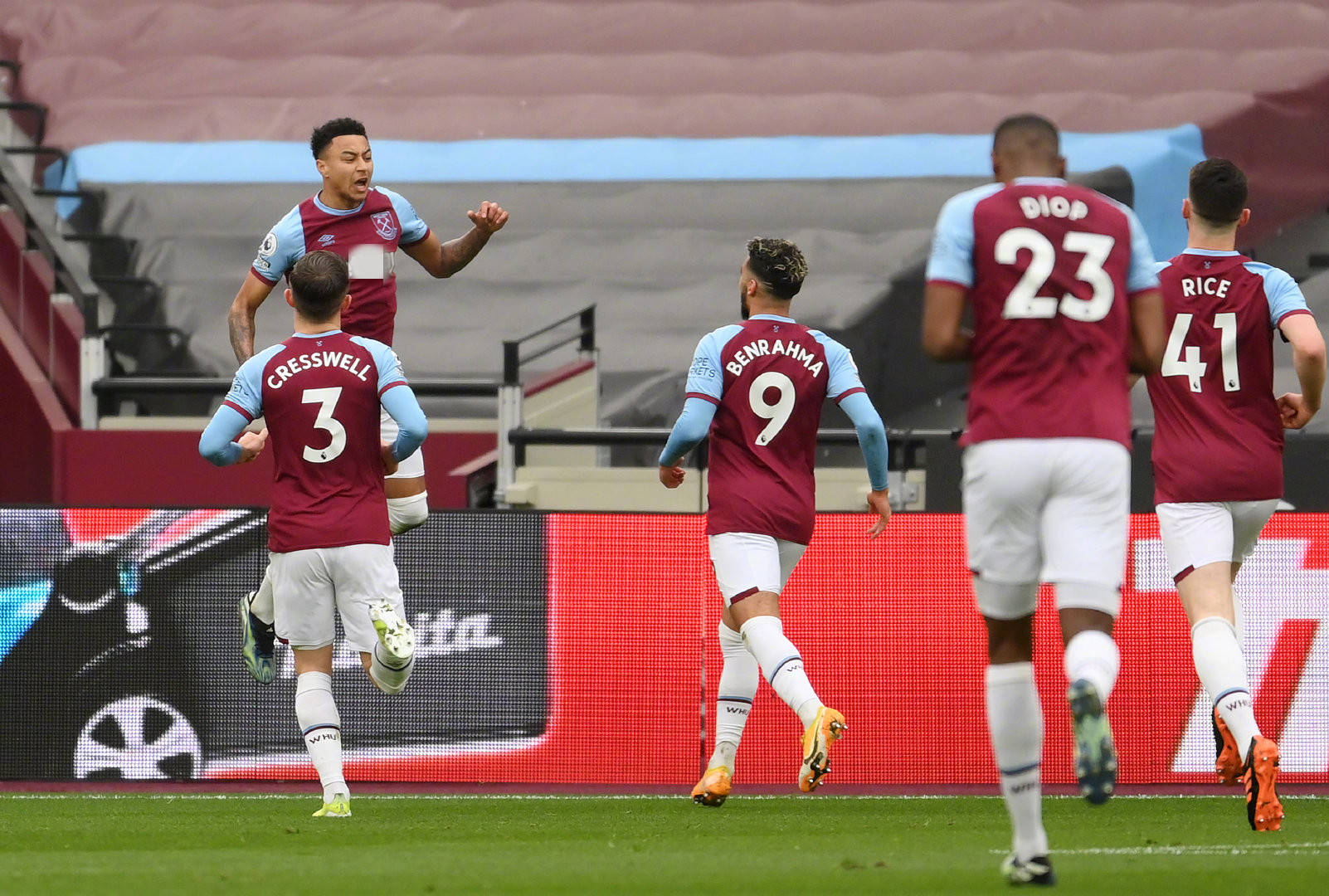 通过对球员 通过对球员